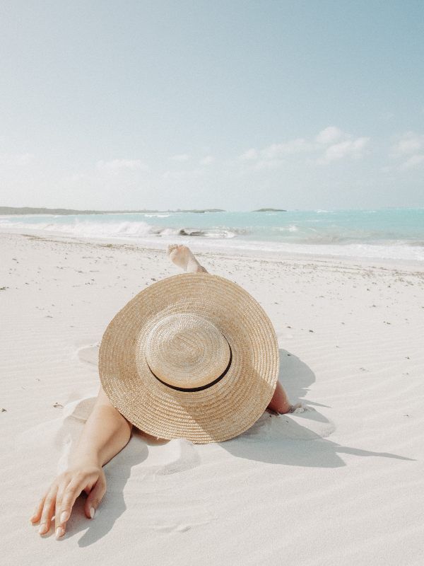 Pelo Radiante y Saludable Cuando Vas a La Playa o En El Verano